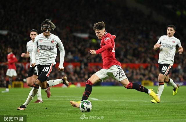 进攻布局上 进攻布局上